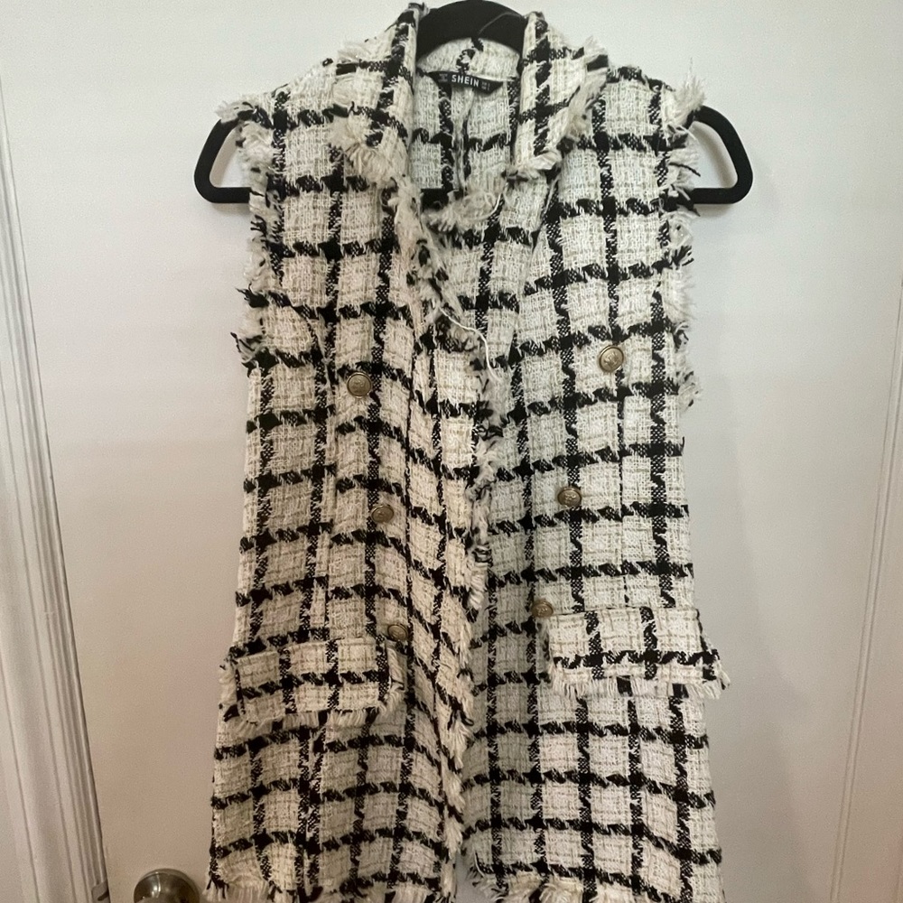 SHEIN Tweed Vest